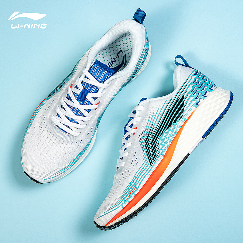 楊路的跑鞋市場如何重新定位?